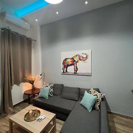 Kalamata City Loft Apartment ภายนอก รูปภาพ