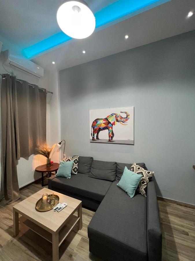 Kalamata City Loft Apartment ภายนอก รูปภาพ