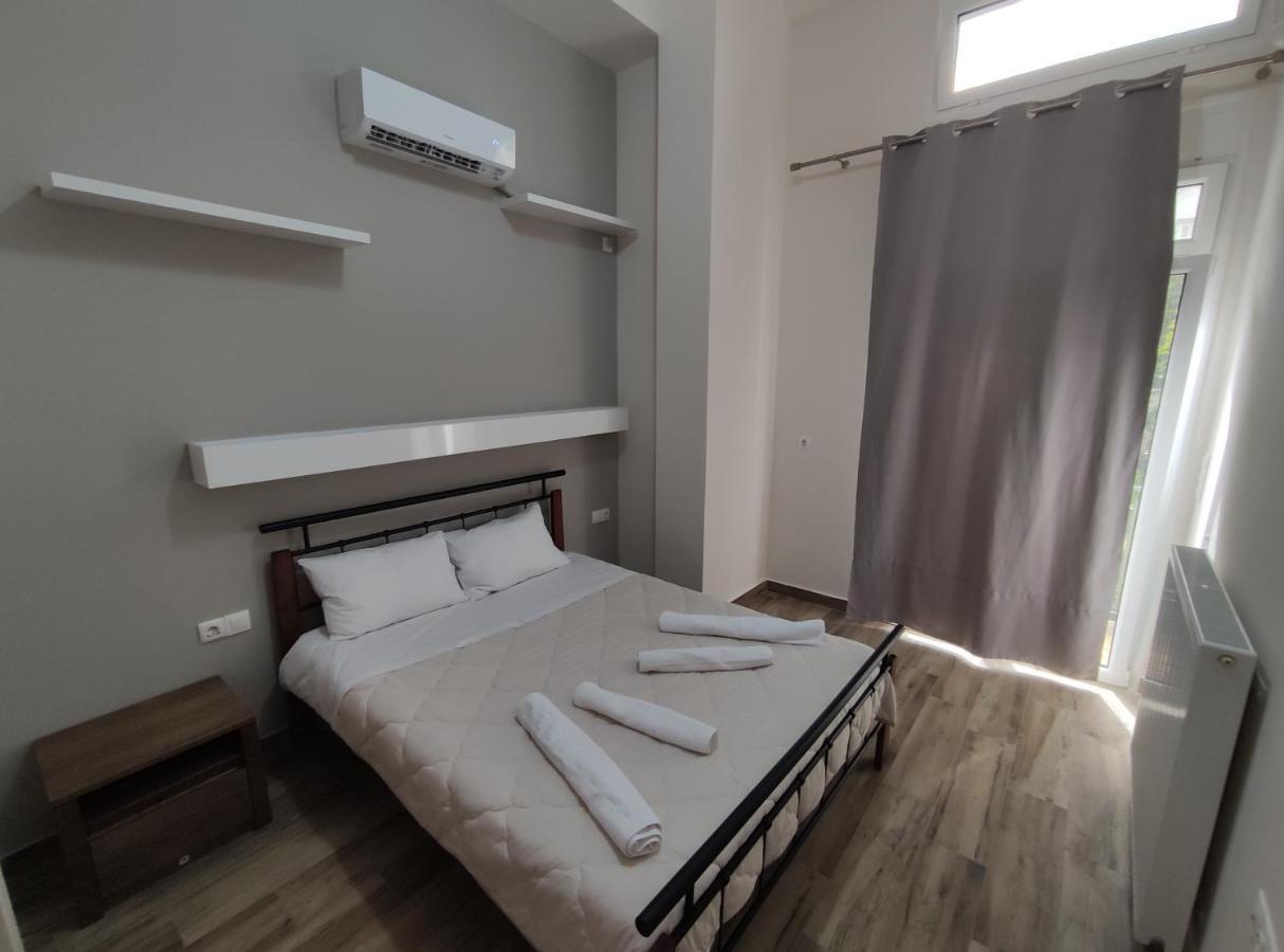 Kalamata City Loft Apartment ภายนอก รูปภาพ