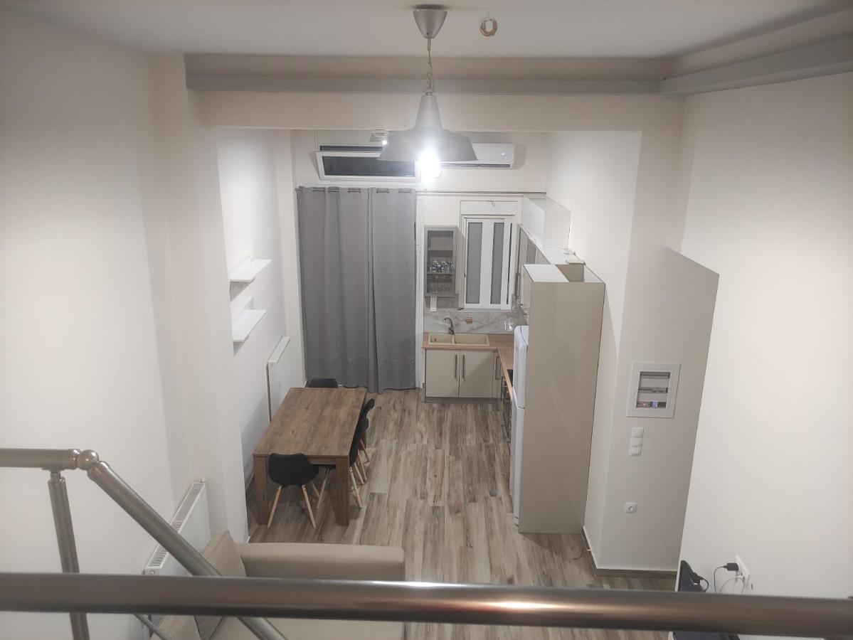 Kalamata City Loft Apartment ภายนอก รูปภาพ