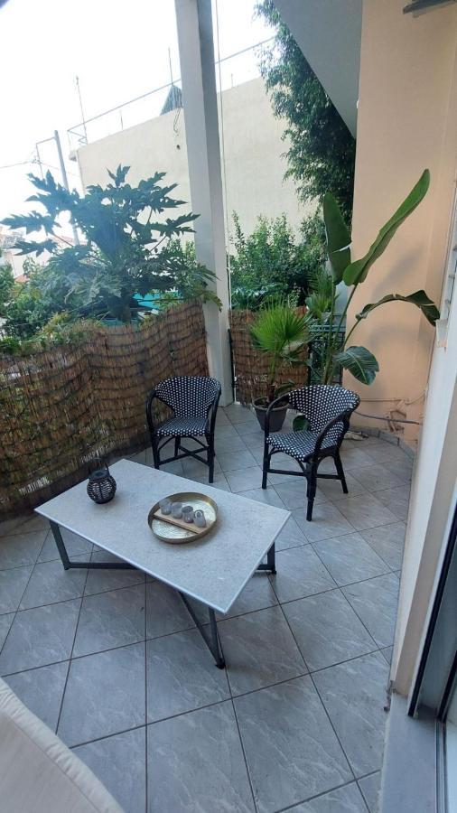 Kalamata City Loft Apartment ภายนอก รูปภาพ